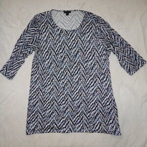 Women's Size Medium J. Jill Wearever Collection Blue Zig Zag Tunic